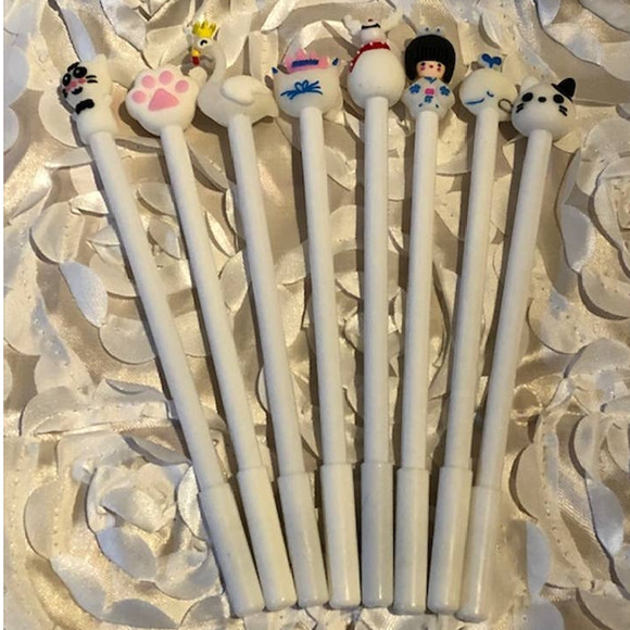 White 8 pc Black Gel Roller Ball Ink Pen Set (0.5mm tip) + Pouch - Picture 1 of 5